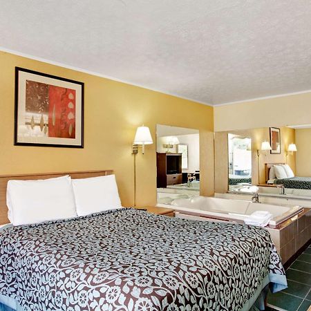 Days Inn By Wyndham Knoxville West Buitenkant foto